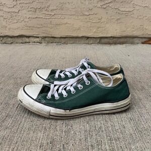 FOREST GREEN CONVERSE ALL STAR CHUCK TAYLOR LOW TOP SNEAKERS
